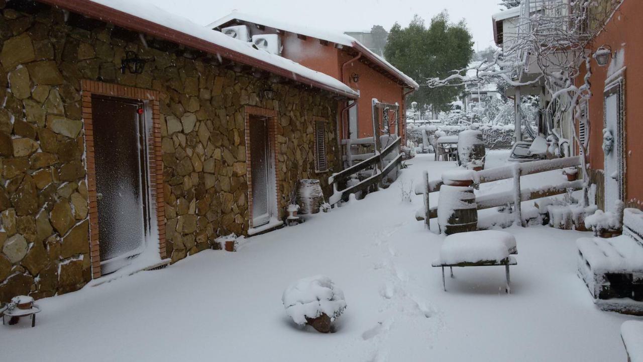 Agriturismo La Stragola Никосия Экстерьер фото