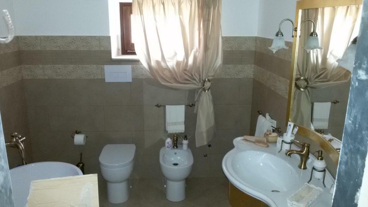 Agriturismo La Stragola Никосия Экстерьер фото